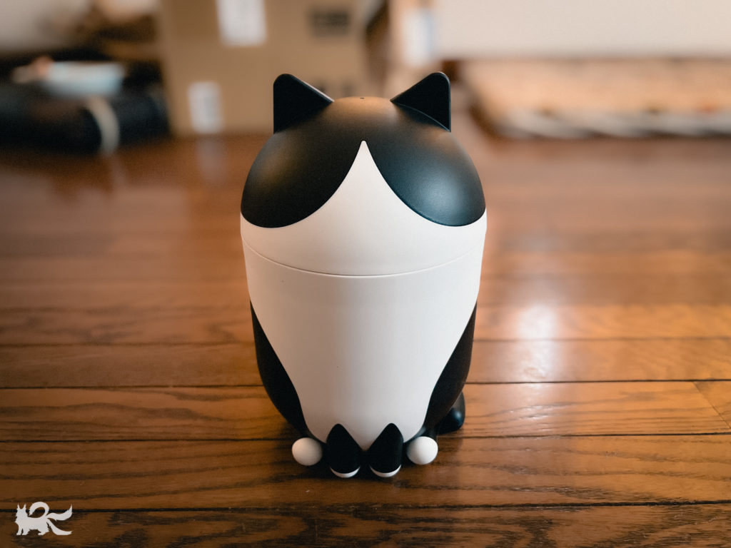 IKEAのハチワレキャニスター